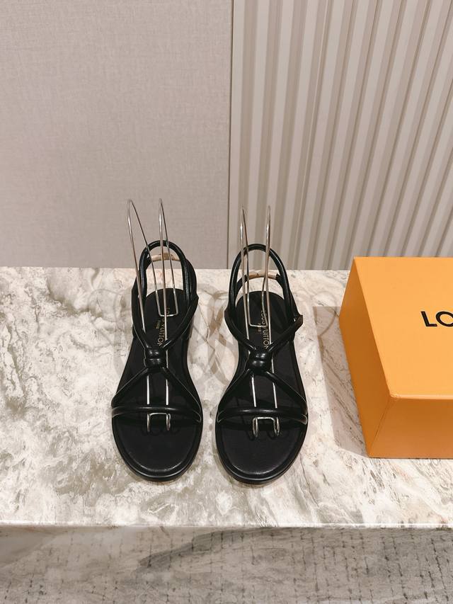 New products of Lujia Early Spring High Heel Series Sandals, fashionable, sexy