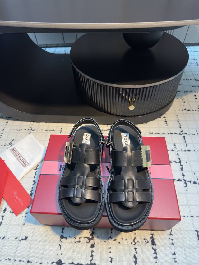 Roger Vivier Rv Women's Shoes Viv Rangers Diamond Buckle 25 Summer New Roman Pla
