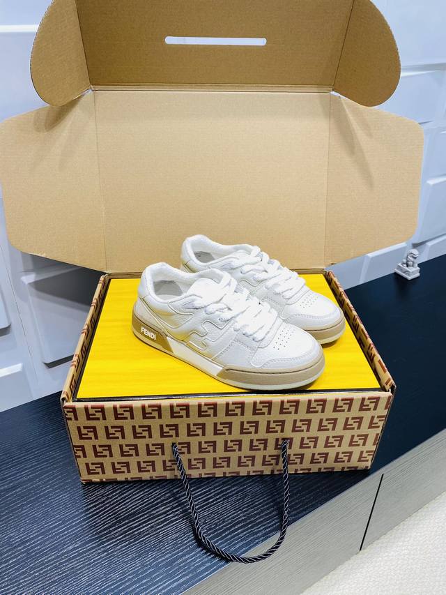 Top version: Dongguan goods Fendi Match series couple's Velcro casual sports sho
