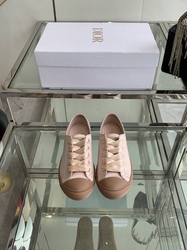 Dior's new Lucky satin casual sneakers Dior designers really understand girls' n