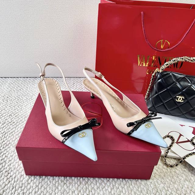 Purchasing version Valentino 25th new Vt pointed bow high heels Heel height: 4C