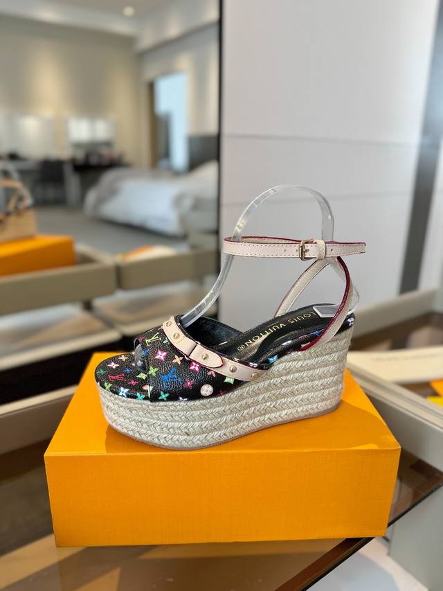 Price P: LV 2025 latest catwalk thick-soled hemp rope sandals Hong Kong origina