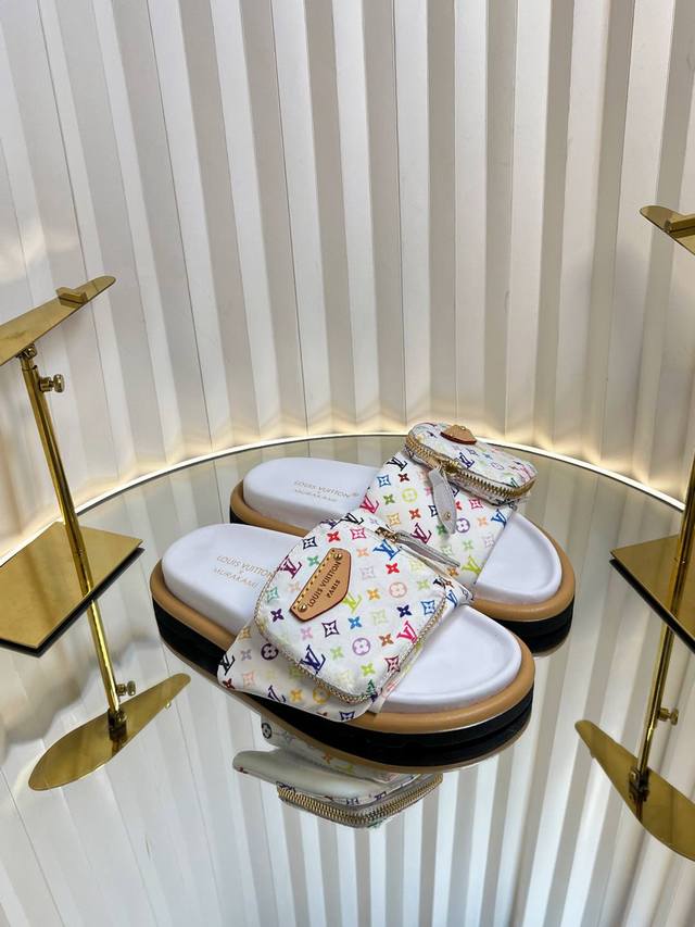 Lv 2025 popular embossed logo sandals Pool Pillow Comfort flat sandals Made of h