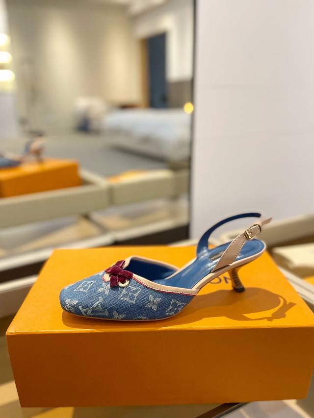 Price P: 2025 latest L home counter latest catwalk sandals, official website se
