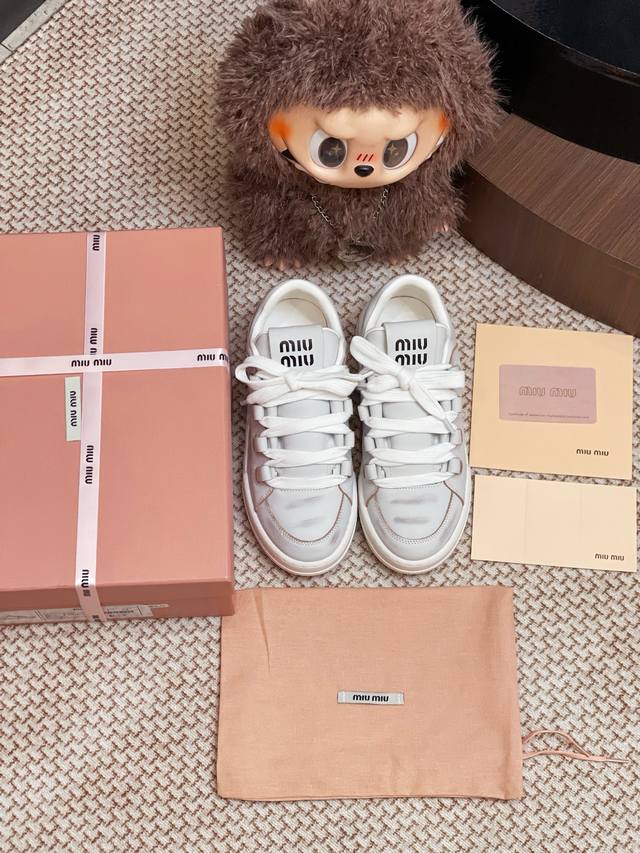 Miumiu Thick-soled casual shoes The whole pair of shoes is purchased from Zp, de
