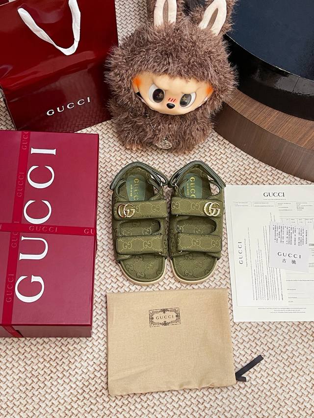 Gucci sandals The whole pair of shoes is purchased from Zp, developed and made w
