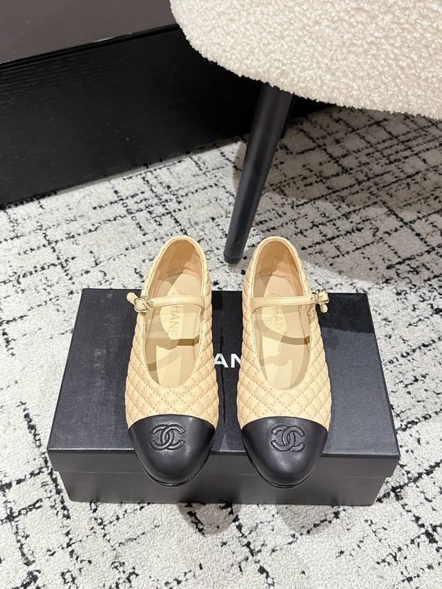 Chanel 25 Ss Chanel early spring hit woven Mary Jane closed toe single sandal A