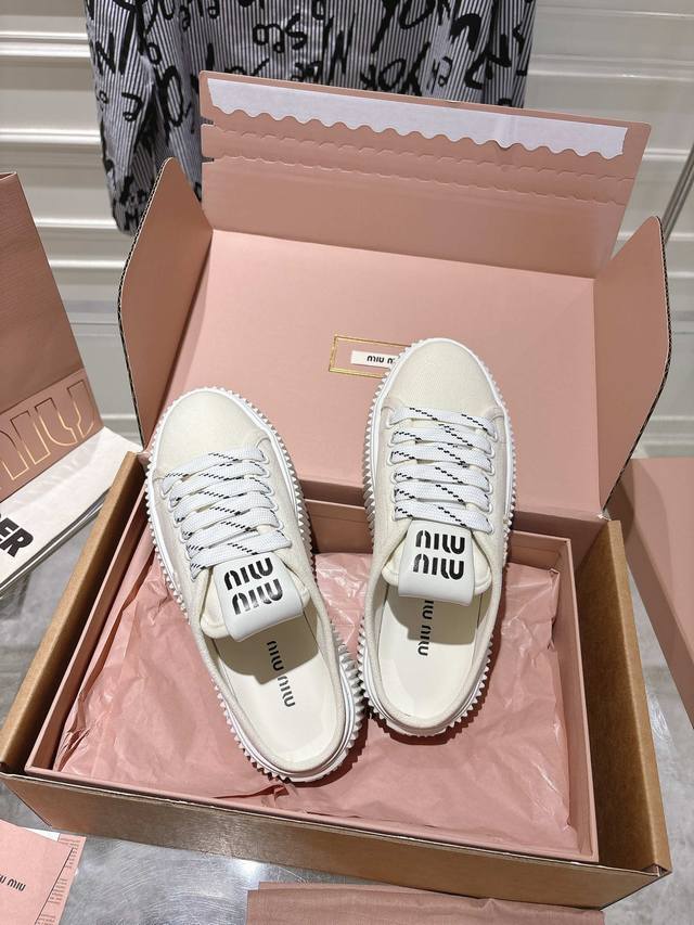 Factory purchasing Miu Miu 25Ss new high-heeled thick-soled canvas biscuit shoe