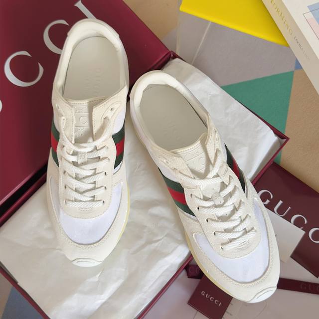 Top version: Men's Gucci's latest catwalk Re-Motion series thick-soled casual s