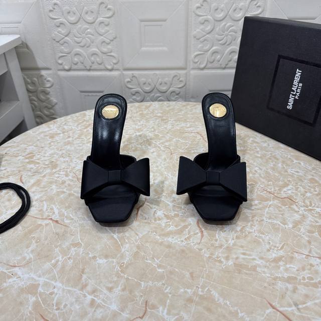 Ysl. Top version. High quality. Full package configuration 2025 new official web