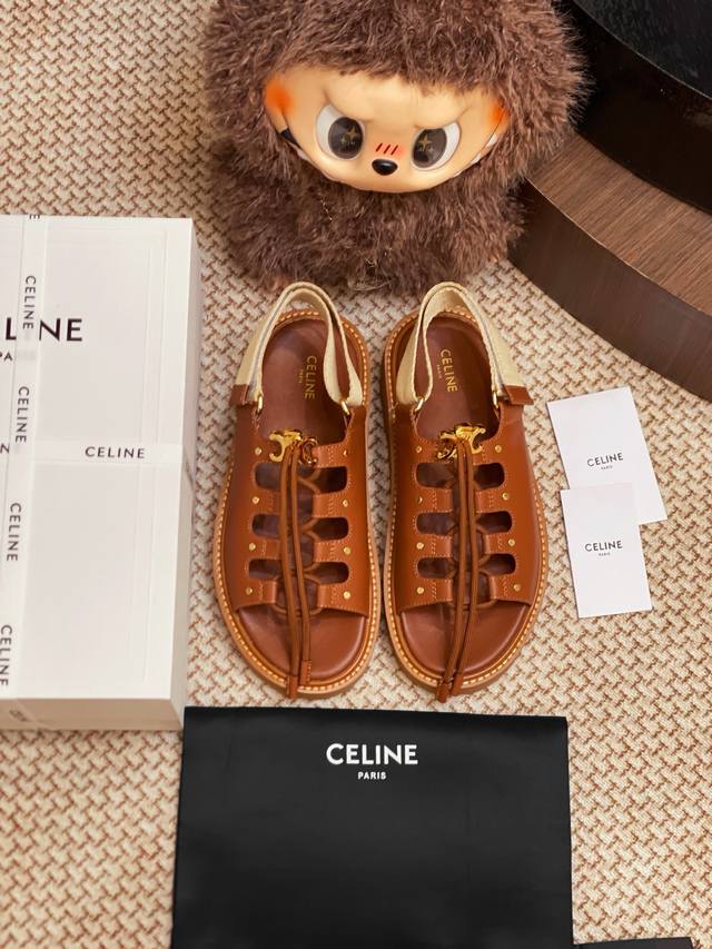 Celine hollow sandals The whole pair of shoes is purchased from Zp, developed an