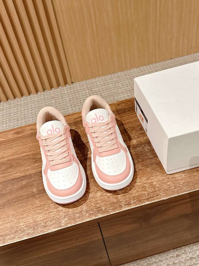 New color-blocked white shoes with thick soles, comfortable and casual style Al
