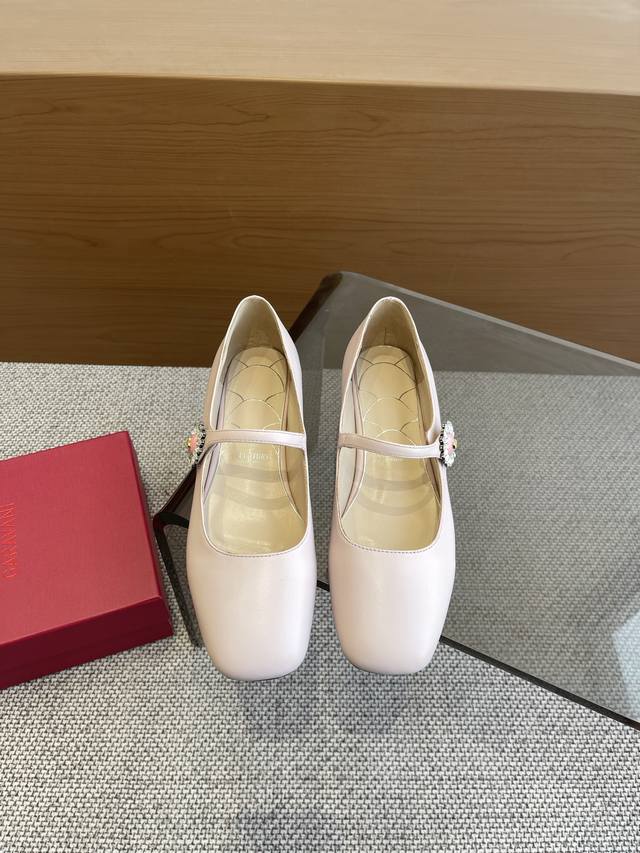 Valentino Valentino 25Ss Spring and Summer new Mary Jane shoes Exclusive private