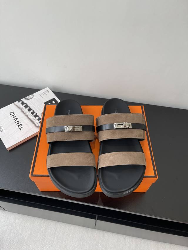 Male 50 Hermes calfskin functional sandals with ergonomic rubber sole and classi
