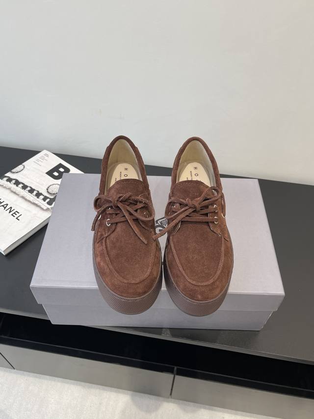 Hogan New H-Wrap Series H681 Strappy Loafers Hogan's suede slip-on shoes are mad