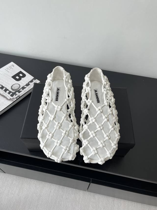 Jil Sander Early Spring Sandal Series Fishnet Braided Single ShoesThis one is ab