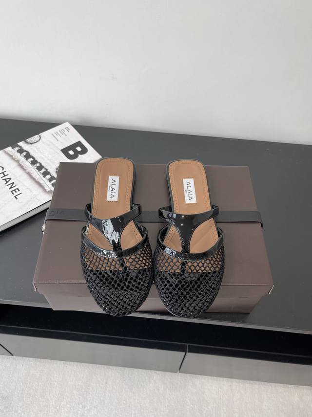 Alaia Alaia 25Ss new spring and summer flat-bottomed fishnet flip-flops This mes