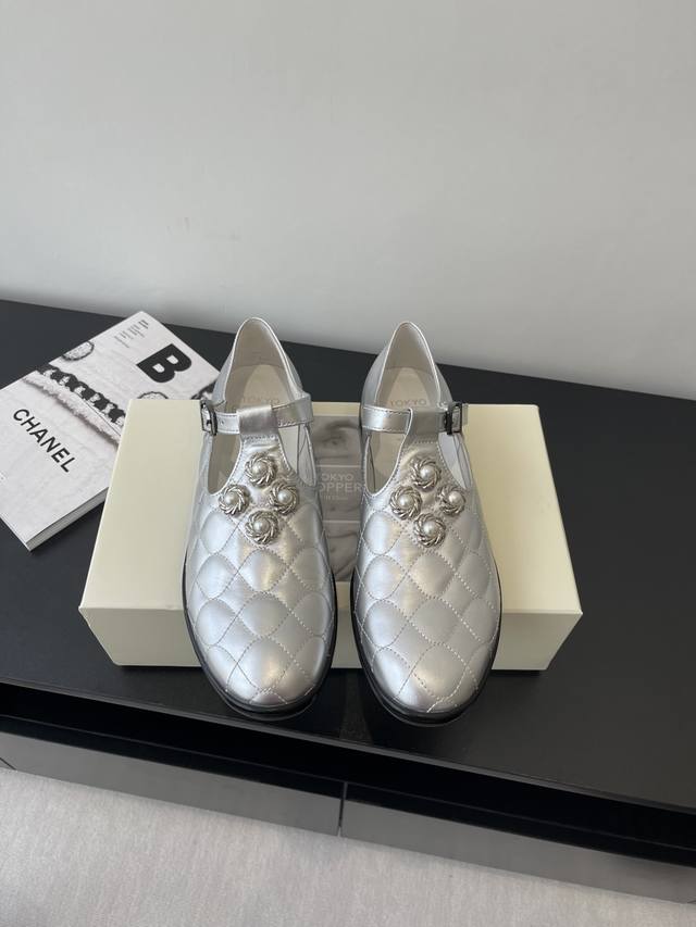 Tokyo Bopper 25Ss Spring and summer new pearl Mary Jane small leather shoes nich