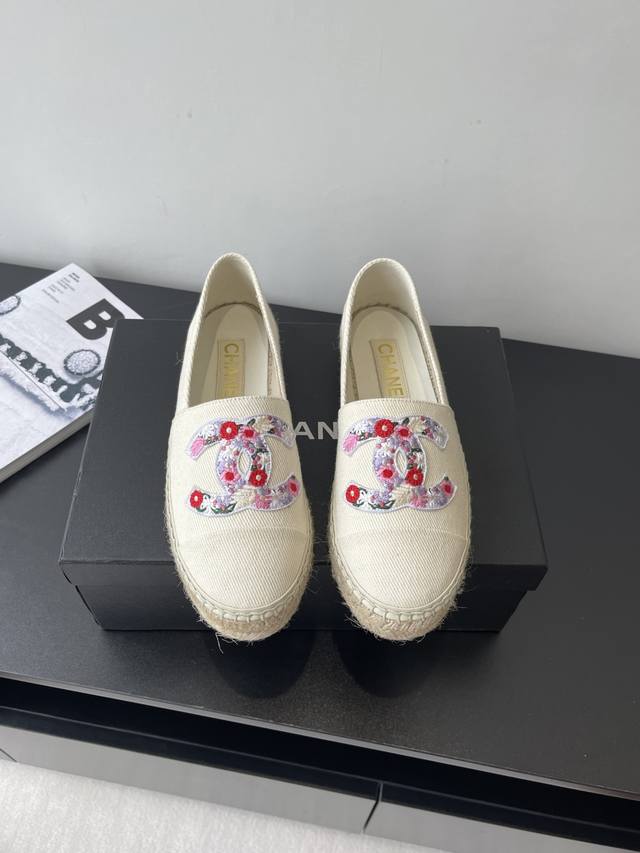 Chanel Chanel Spring and Summer new fisherman shoes into a whole pair of shoes p