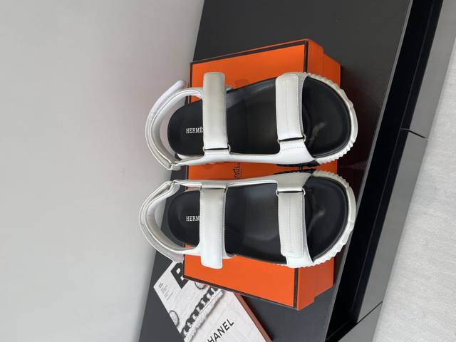 Hermes Hermes 25Ss new summer sandals high version shipped, super comfortable to