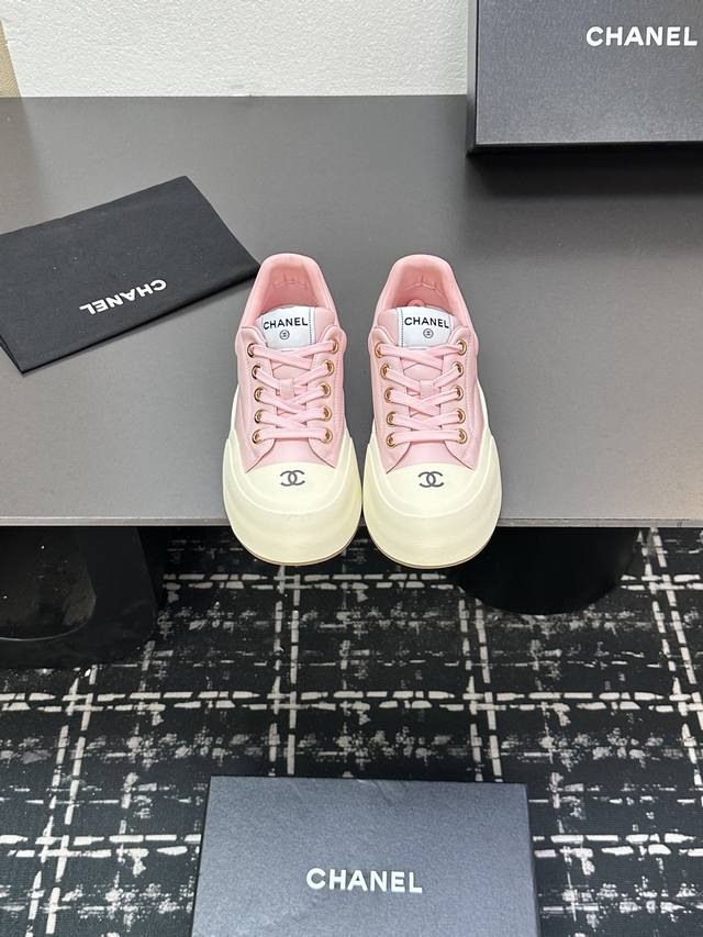 Chanel Chanel Panda Shoes! 2025 top-level casual sports shoes This classic desig