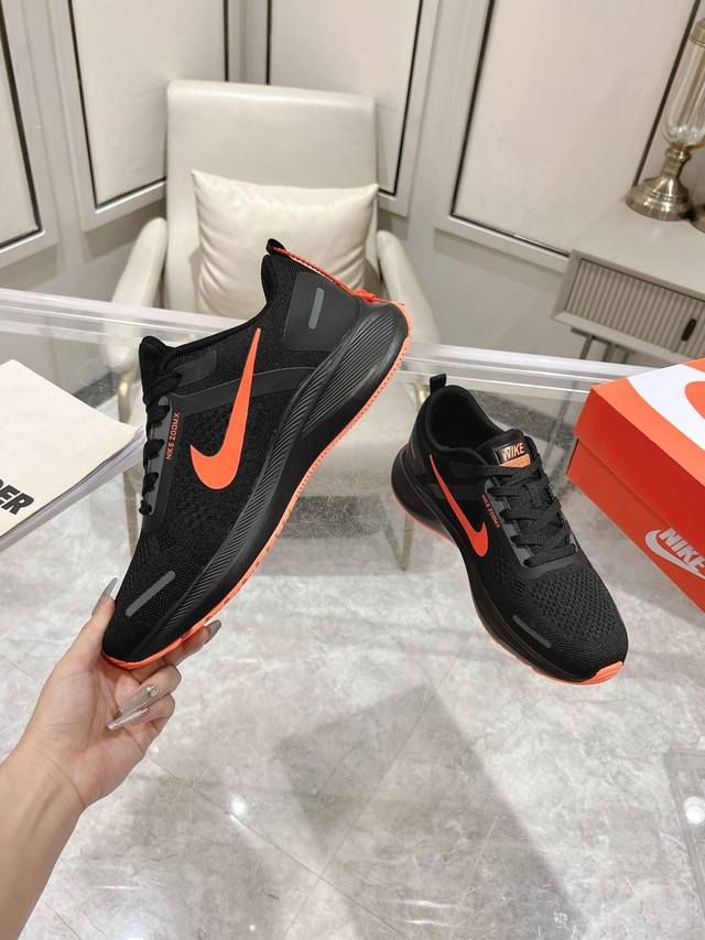 Corporate Nike J sports casual running shoes use new shock-absorbing materials,