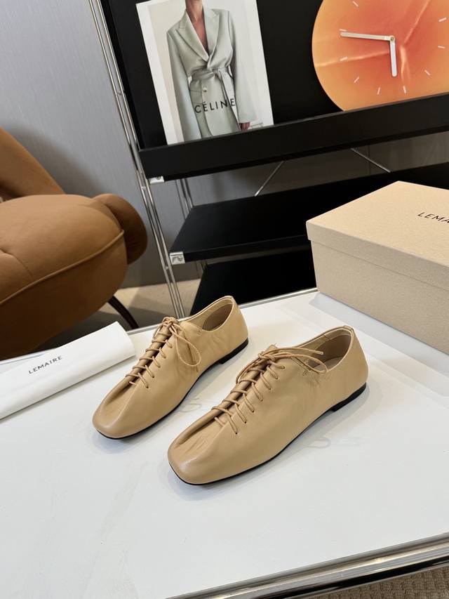 Price: Brand: Lemaire 2025Ss A pair of super comfortable Derby shoes I fell in l
