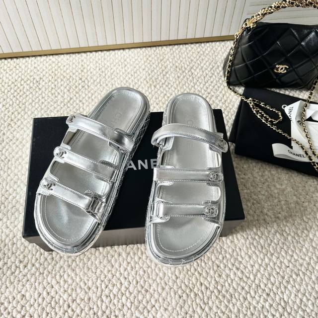 Chanel Chanel 24th New Cc Xiaoxiangjia Three-Strap Rhinestone Buckle Thick-Sole