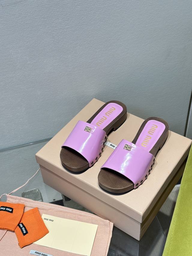 High quality factory including a pair of half socks Miumiu*2025Ss Miu Miu sprin