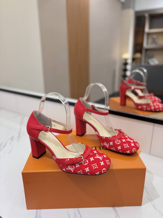 Factory price Pp: Latest L home counter latest catwalk slippers, official websi