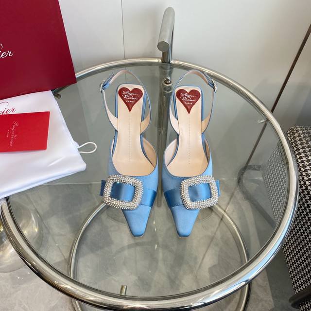 Roger Vivier Ss New Arrival
