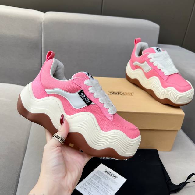 Heyday's latest hit canvas couple wave shoes, bread shoes, sports shoes, origina