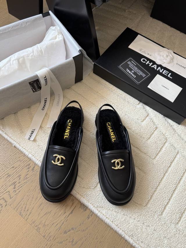 Chanel 25C new double C buckle back strap sandals The return of the double C buc