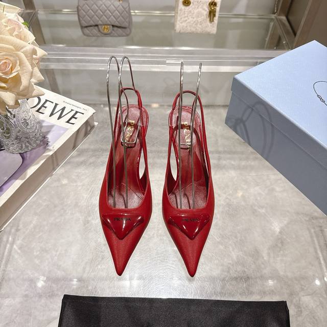 Prada 25 Factory Price P Counter catwalk style pointed sandals with triangle buc