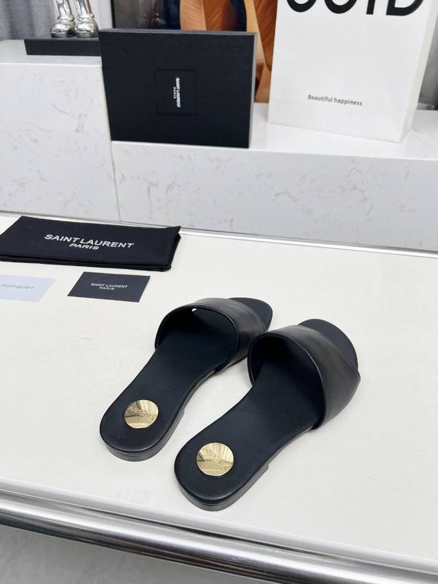 Saint Laurent: Black leather slippers Rubber sole genuine leather sole Size 35-