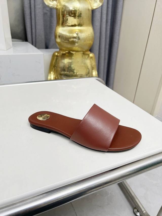 Saint Laurent: Reddish brown leather slippers Rubber sole genuine leather sole