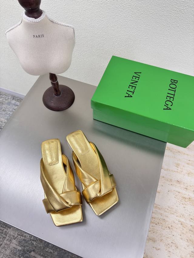 Bv Riva Women's Muller Slippers SeriesFlat soleHandmadeGoldThis classic style is