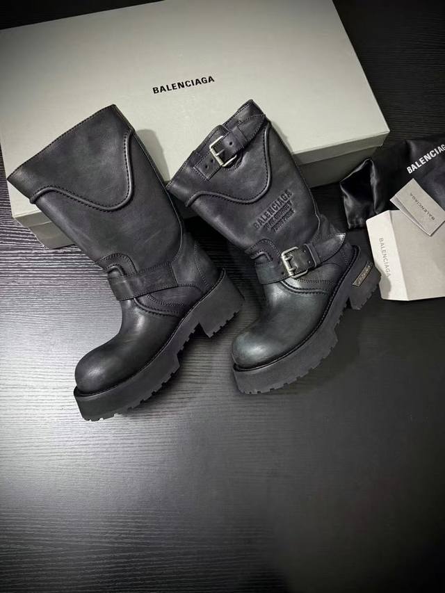 Balenciag* New product Cool and cool, welded tough and trendy together Purchasin