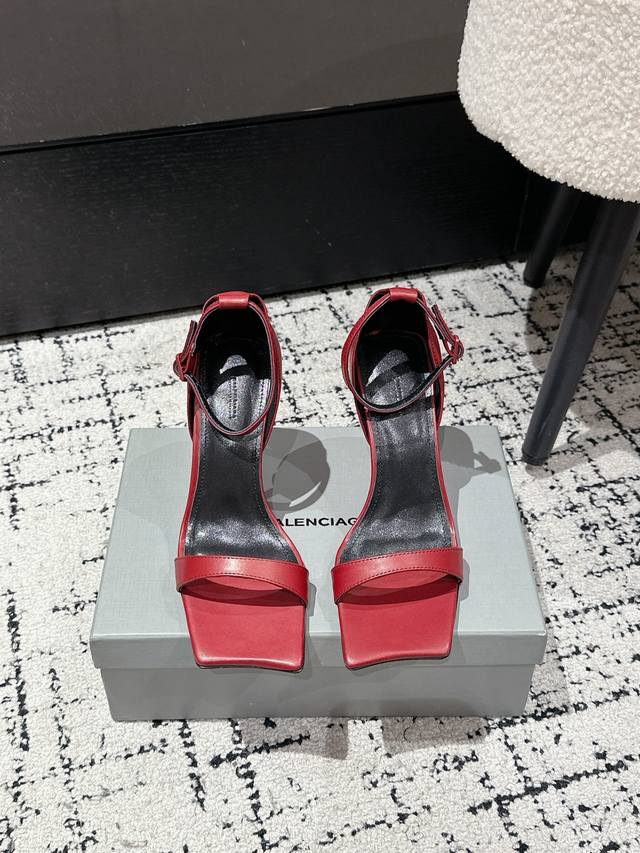 Top version Balenciaga 25Ss spring and summer new square toe high-heeled sandals