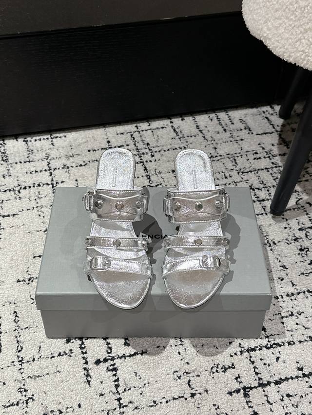 Top version Balenciaga 25 Ss new spring and summer mid-heel slippers Slightly wr