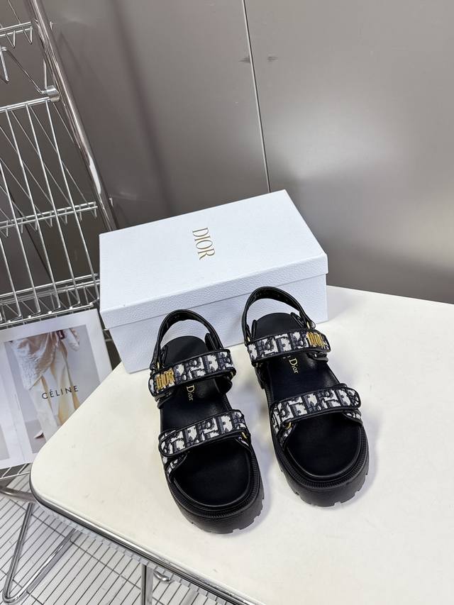 Top version Height-increasing artifact! The latest high-heeled glossy model, cl