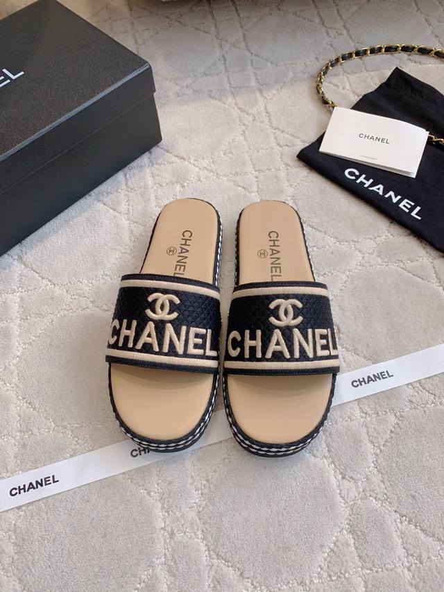 factory price P Chane* new thick-soled embroidered slippers classic holiday styl