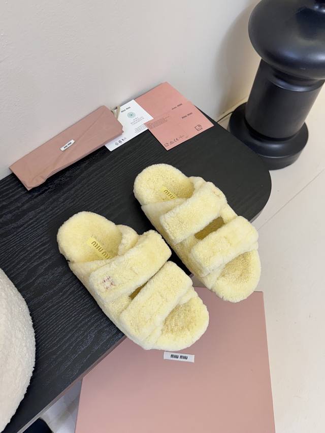 Miumiu Miu Miu's latest hot fur slippers Original mold last, ultimate 1:1 shape