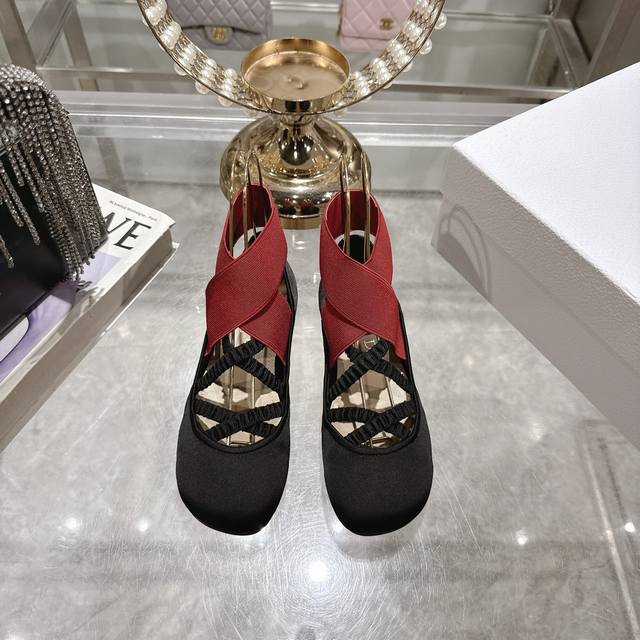 Factory leather silk Dior 2025 spring and summer new ballet shoes As a represent