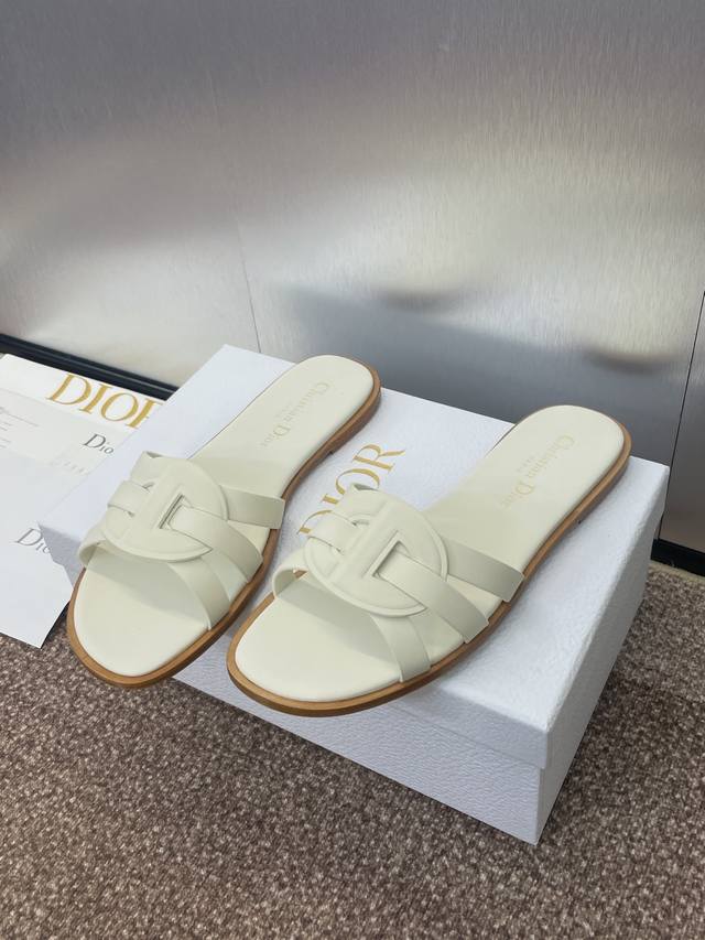 Dior 2025 Spring and Summer New D-Club Jelly Color Hollow Layered Cross Strap Wo