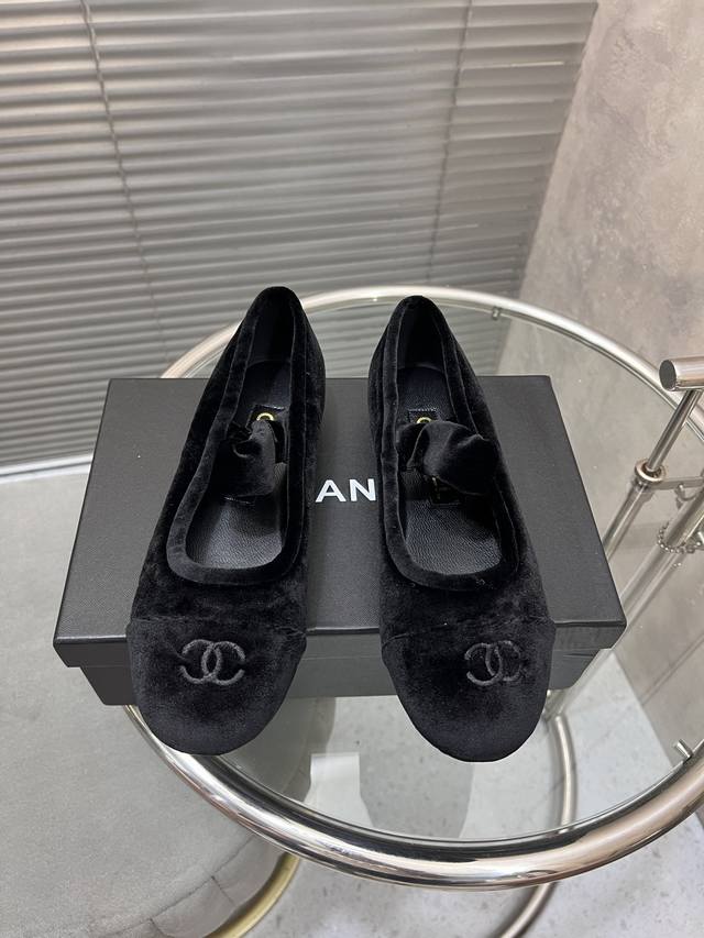 Factory Chanel new ballet shoes Mary Jane flat shoes upper imported velvet fabr