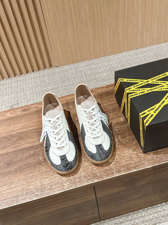 Top version# The new Dexun shoes, Sea Salt Kereli, are slightly sweet in summer