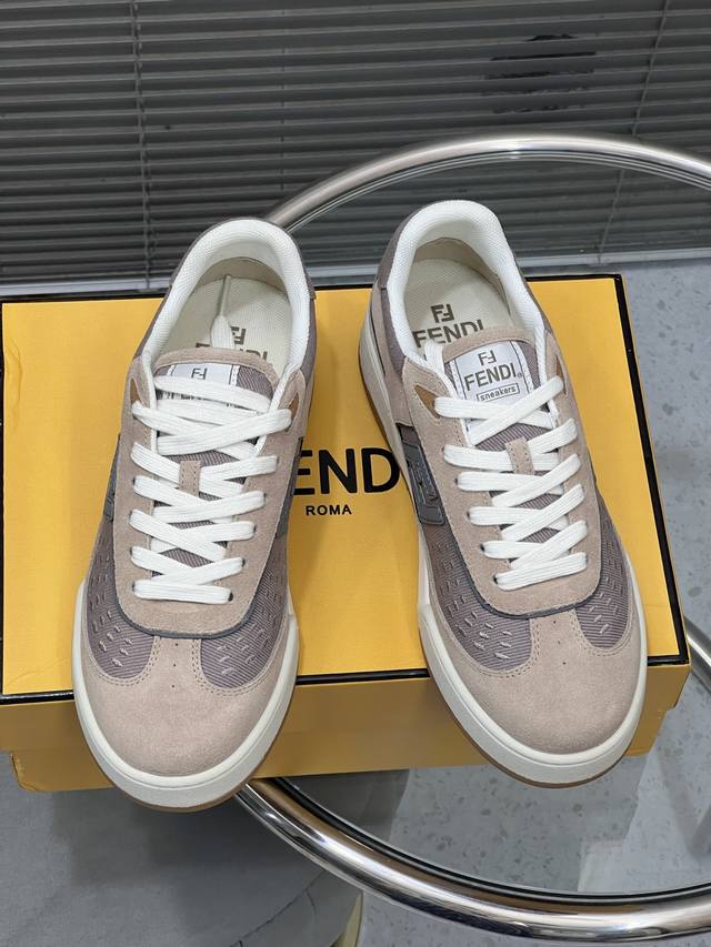 Fendi 2025 new casual shoes sneakers Unisex, size: 35