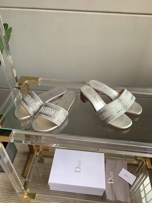 Factory price P Dio* New rhinestone jacquard summer sandals, classic and versat