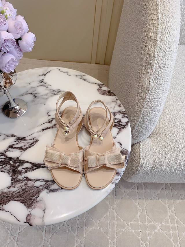 factory price P Dio* new bow pearl flat sandals top version sweet and elegant bo